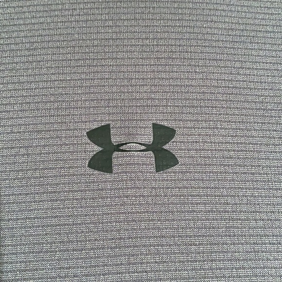 Men’s Under Armor Short 2 XL. Excellent condition worn 2-3 times. - Picture 3 of 3